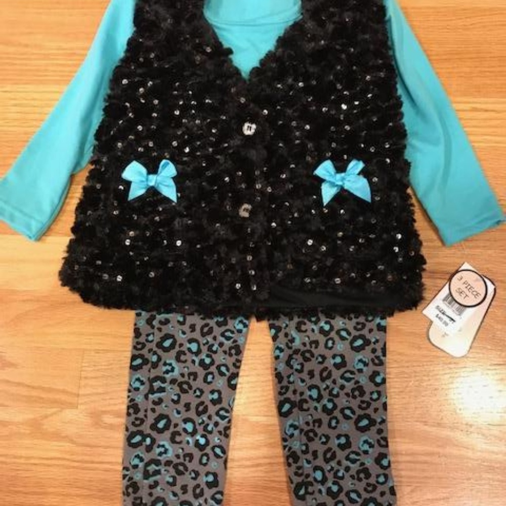 NEW - 3 PIECE SET - VEST, TOP & PANTS - 3T